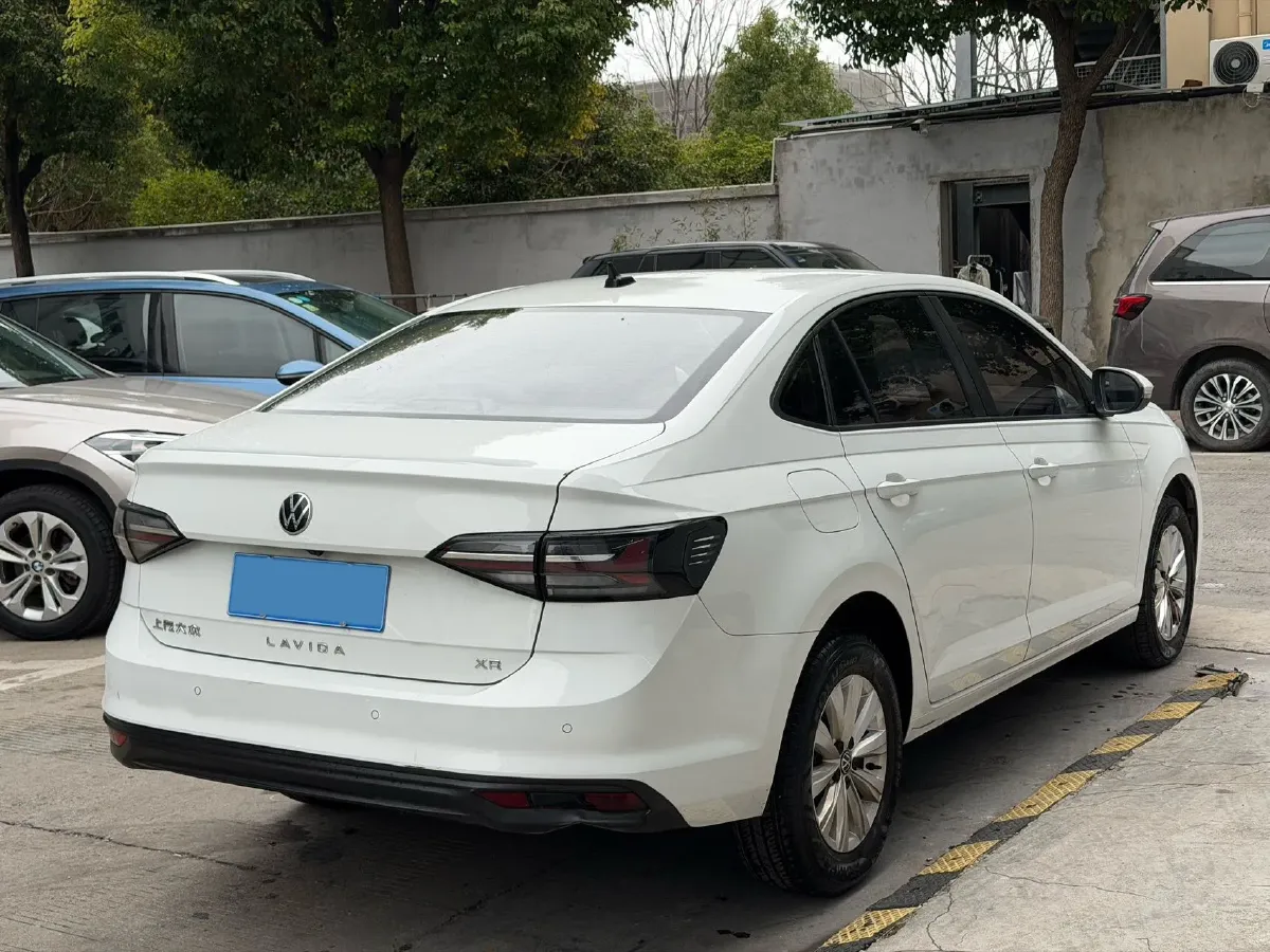 2023 Volkswagen Lavida 1.5L 110HP L4 6AT,autocango,china used car exporter,china ev exporter,chinese used car exporter,chinese used ev exporter