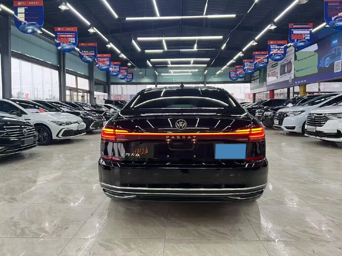 2023 Volkswagen Passat 2.0T 186HP L4 7DCT,autocango,china used car exporter,china ev exporter,chinese used car exporter,chinese used ev exporter