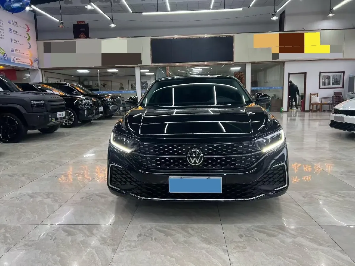 2023 Volkswagen Passat 2.0T 186HP L4 7DCT,autocango,china used car exporter,china ev exporter,chinese used car exporter,chinese used ev exporter