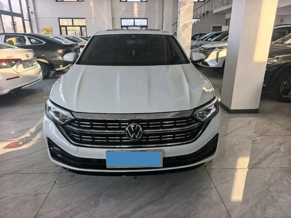 2023 Volkswagen Sagitar 1.5T 160HP L4 7DCT,autocango,china used car exporter,china ev exporter,chinese used car exporter,chinese used ev exporter