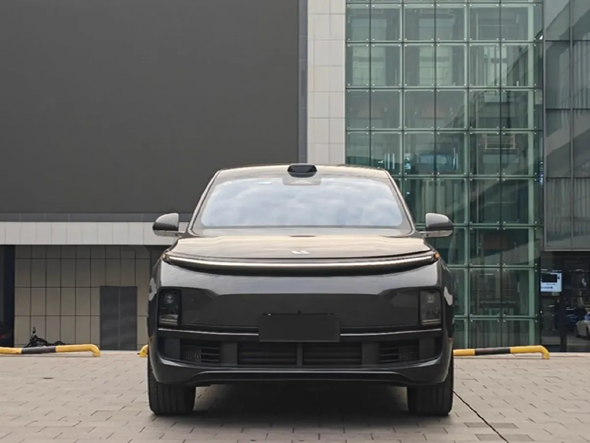 2024 Toyota Granvia 2.5L 189HP L4 E-CVT Hybrid,autocango,china used car exporter,china ev exporter,chinese used car exporter,chinese used ev exporter