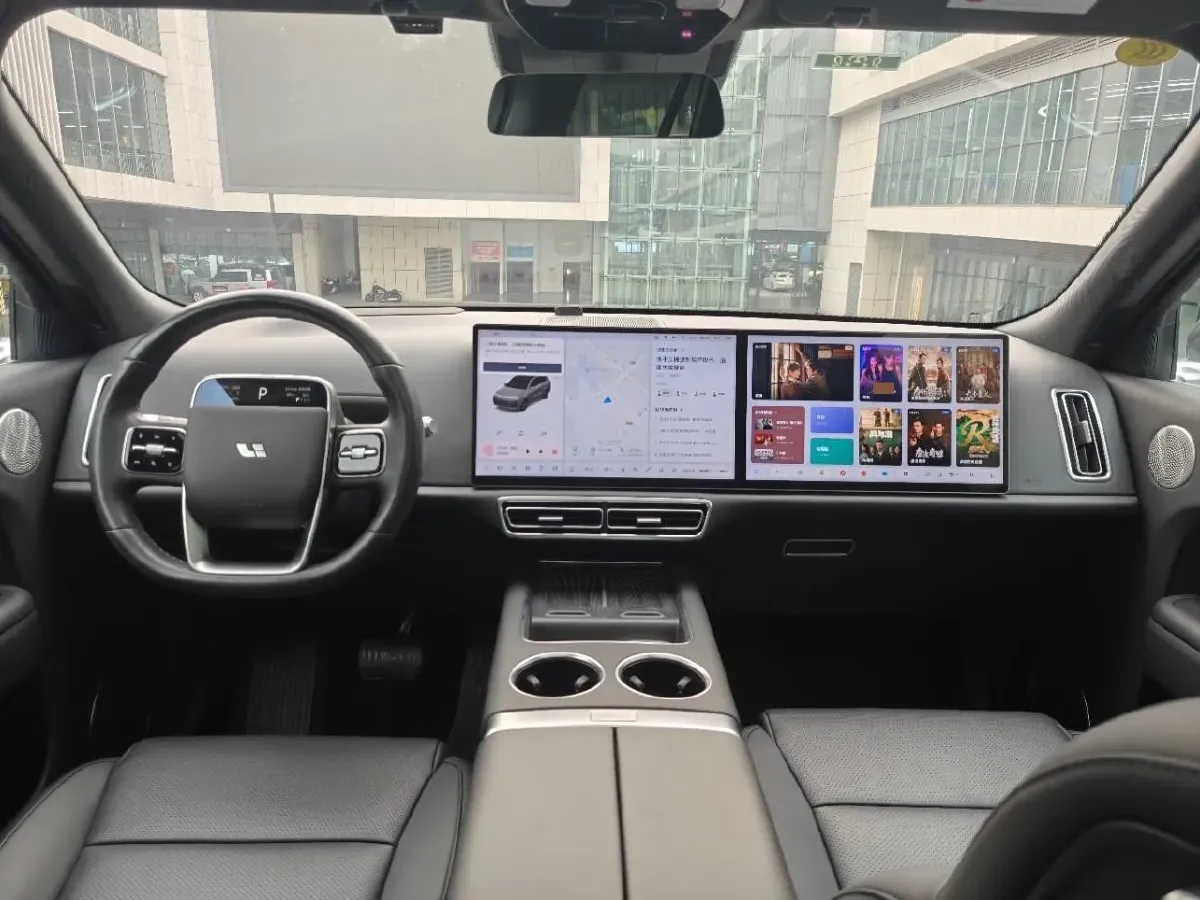 2024 Toyota Granvia 2.5L 189HP L4 E-CVT Hybrid,autocango,china used car exporter,china ev exporter,chinese used car exporter,chinese used ev exporter