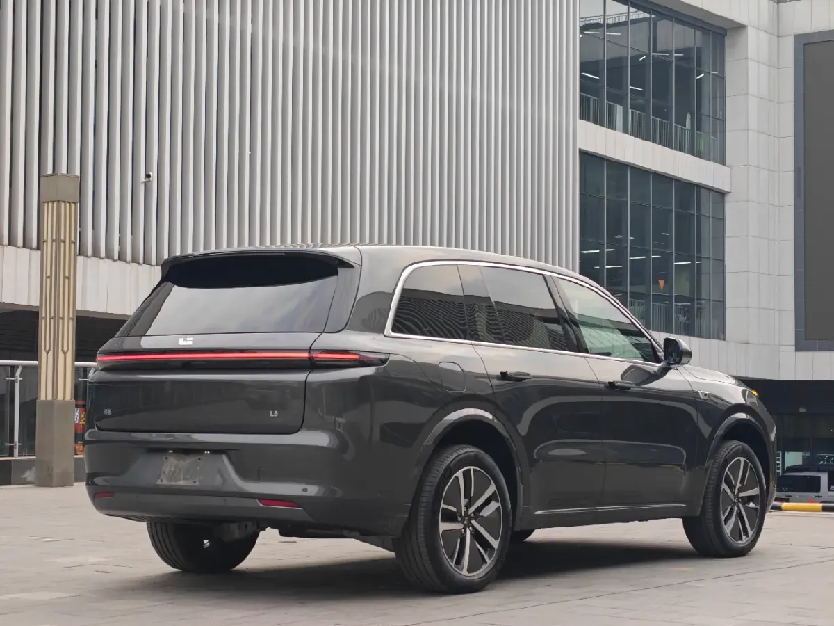 2024 Toyota Granvia 2.5L 189HP L4 E-CVT Hybrid,autocango,china used car exporter,china ev exporter,chinese used car exporter,chinese used ev exporter