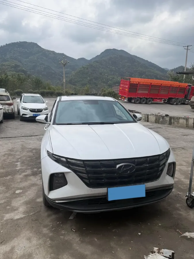 2021 Hyundai Tucson 1.5T 200HP L4 7DCT,autocango,china used car exporter,china ev exporter,chinese used car exporter,chinese used ev exporter
