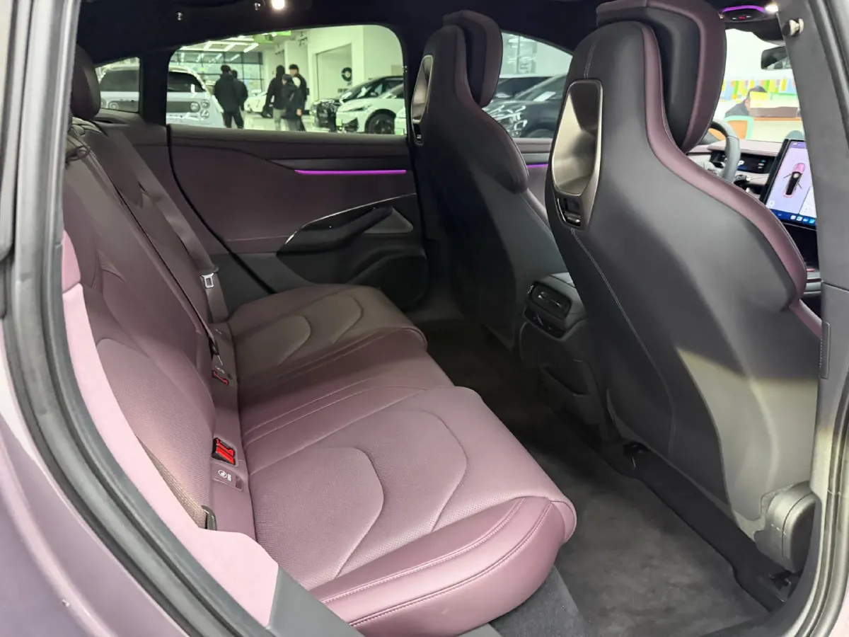 2024 MI SU7 BEV 101KWH,autocango,china used car exporter,china ev exporter,chinese used car exporter,chinese used ev exporter