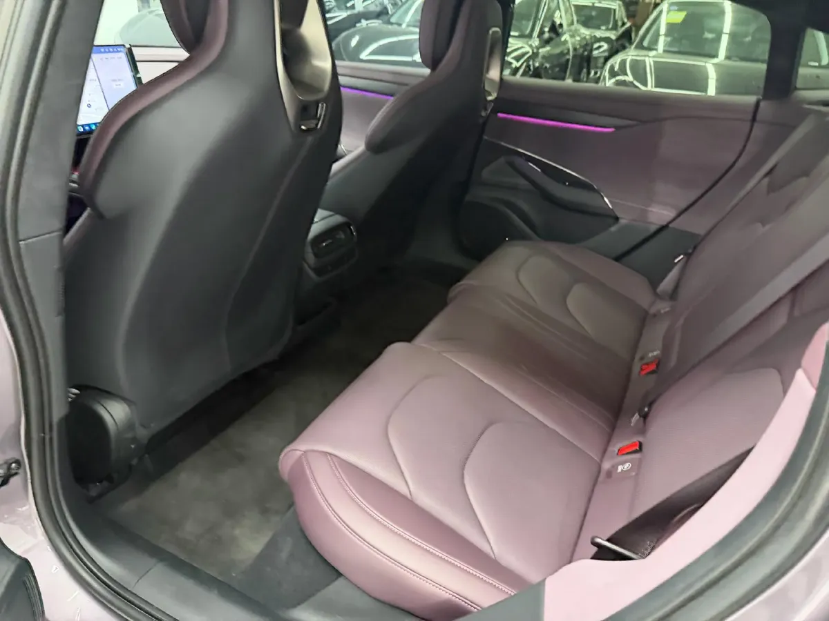 2024 MI SU7 BEV 101KWH,autocango,china used car exporter,china ev exporter,chinese used car exporter,chinese used ev exporter