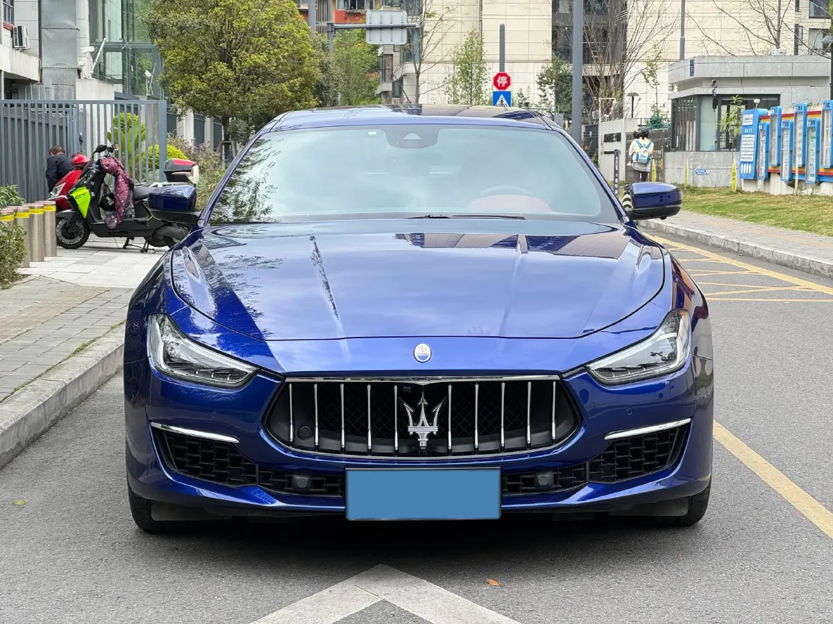 2019 Maserati Ghibli 3.0T 350HP V6 8AT,autocango,china used car exporter,china ev exporter,chinese used car exporter,chinese used ev exporter