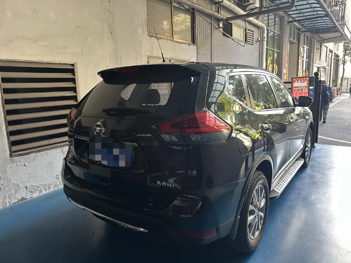 2021 Nissan X-Trail 2.0L 151HP L4 CVT,autocango,china used car exporter,china ev exporter,chinese used car exporter,chinese used ev exporter
