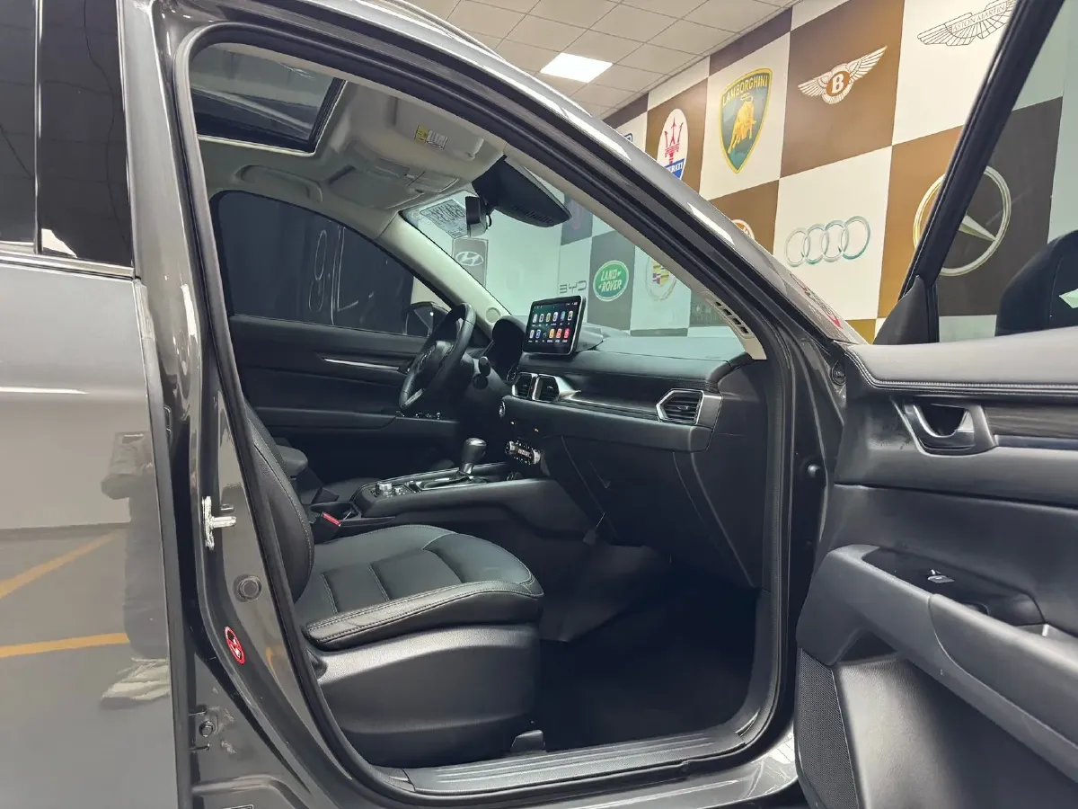 2022 MAXUS XinTu V90 2.0T 150HP L4 6AT,autocango,china used car exporter,china ev exporter,chinese used car exporter,chinese used ev exporter