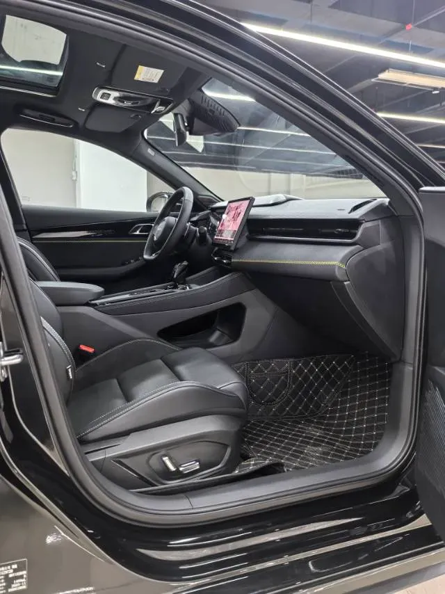 2023 MAXUS G50 1.5T 181HP L4 7DCT,autocango,china used car exporter,china ev exporter,chinese used car exporter,chinese used ev exporter