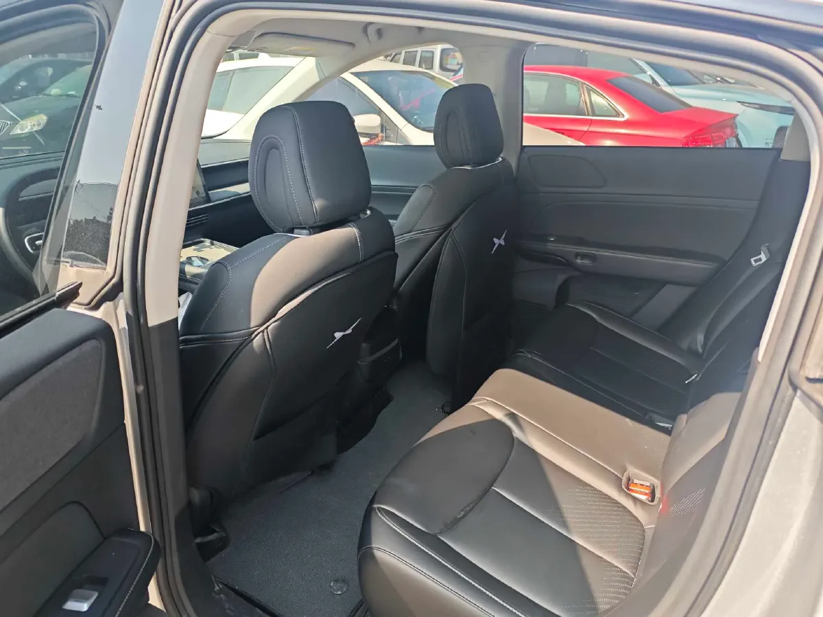 2024 Xpeng G6 BEV 66KWH,autocango,china used car exporter,china ev exporter,chinese used car exporter,chinese used ev exporter