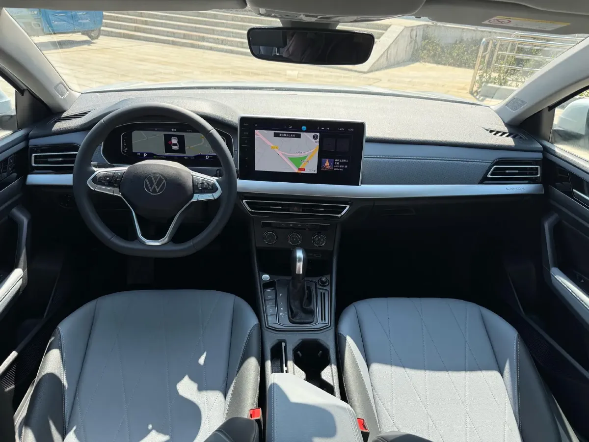 2024 Volkswagen Lavida 1.5L 110HP L4 6AT,autocango,china used car exporter,china ev exporter,chinese used car exporter,chinese used ev exporter