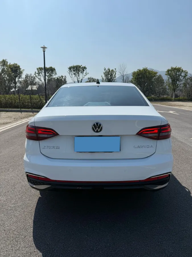 2024 Volkswagen Lavida 1.5L 110HP L4 6AT,autocango,china used car exporter,china ev exporter,chinese used car exporter,chinese used ev exporter