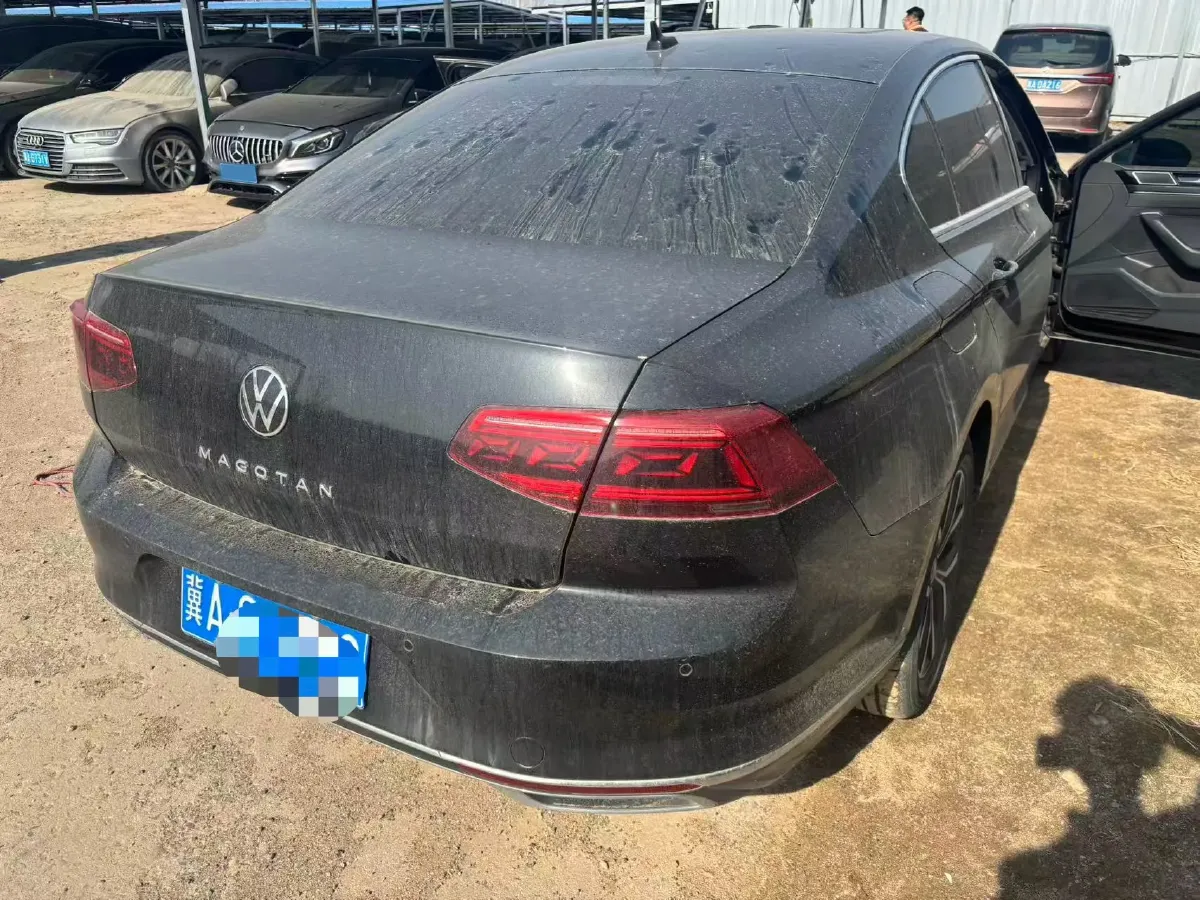 2020 Volkswagen Magotan 2.0T 186HP L4 7DCT,autocango,china used car exporter,china ev exporter,chinese used car exporter,chinese used ev exporter