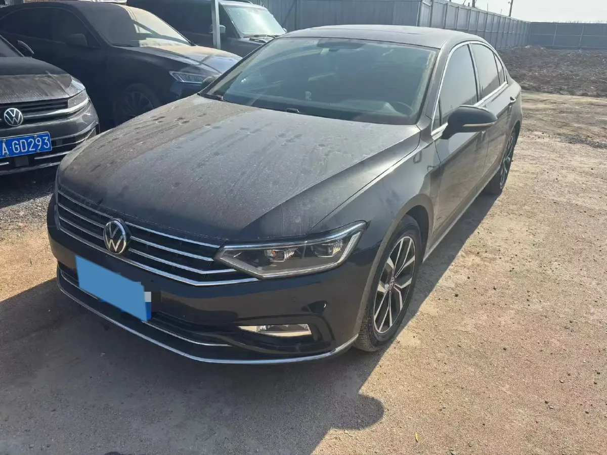2020 Volkswagen Magotan 2.0T 186HP L4 7DCT,autocango,china used car exporter,china ev exporter,chinese used car exporter,chinese used ev exporter