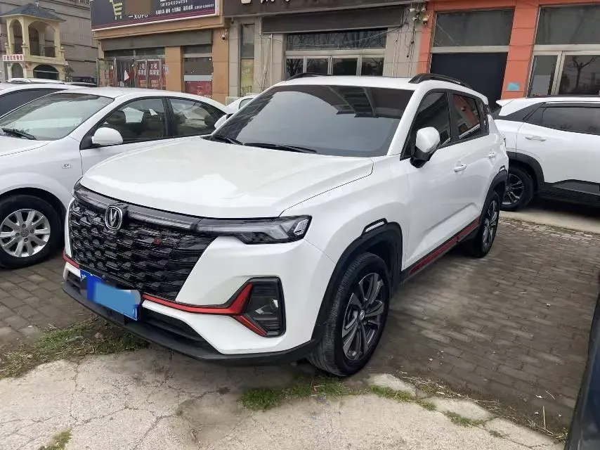 2023 ChangAn CS35 Plus 1.4T 160HP L4 7DCT,autocango,china used car exporter,china ev exporter,chinese used car exporter,chinese used ev exporter