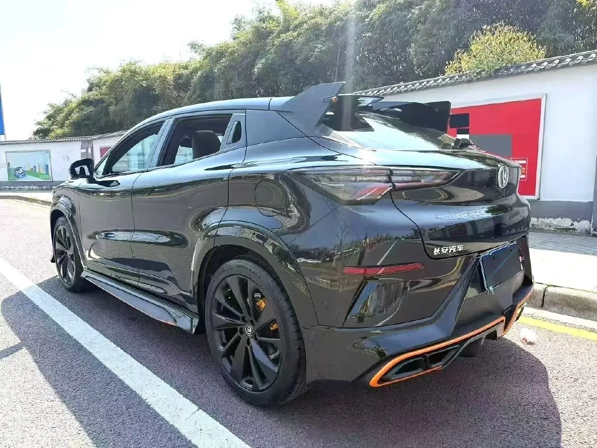 2022 ChangAn UNI-T 1.5T 188HP L4 7DCT,autocango,china used car exporter,china ev exporter,chinese used car exporter,chinese used ev exporter