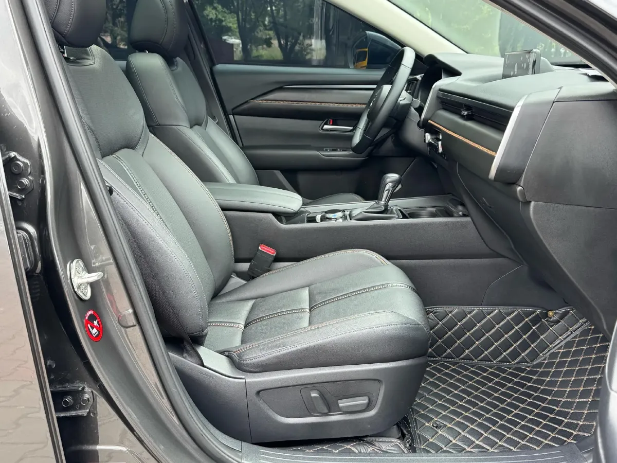 2023 Mazda CX-50 2.0L 155HP L4 6AT,autocango,china used car exporter,china ev exporter,chinese used car exporter,chinese used ev exporter