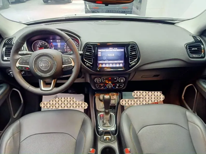 2019 Jeep Compass 1.3T 173HP L4 9AT,autocango,china used car exporter,china ev exporter,chinese used car exporter,chinese used ev exporter