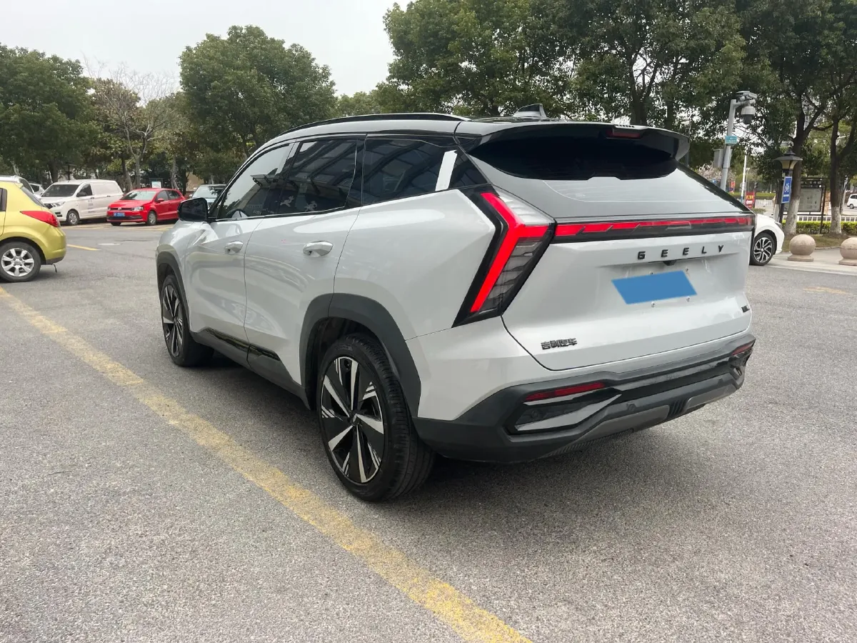 2024 Geely StarRay 1.5T 181HP L4 7DCT,autocango,china used car exporter,china ev exporter,chinese used car exporter,chinese used ev exporter