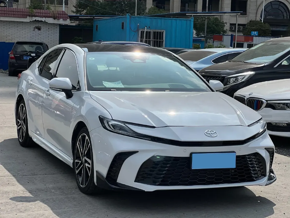 2024 Toyota Camry 2.0L 173HP L4 CVT,autocango,china used car exporter,china ev exporter,chinese used car exporter,chinese used ev exporter