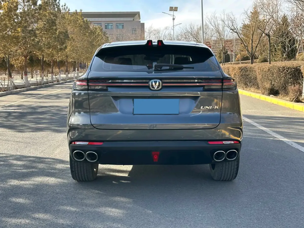2023 ChangAn UNI-K 2.0T 233HP L4 8AT,autocango,china used car exporter,china ev exporter,chinese used car exporter,chinese used ev exporter