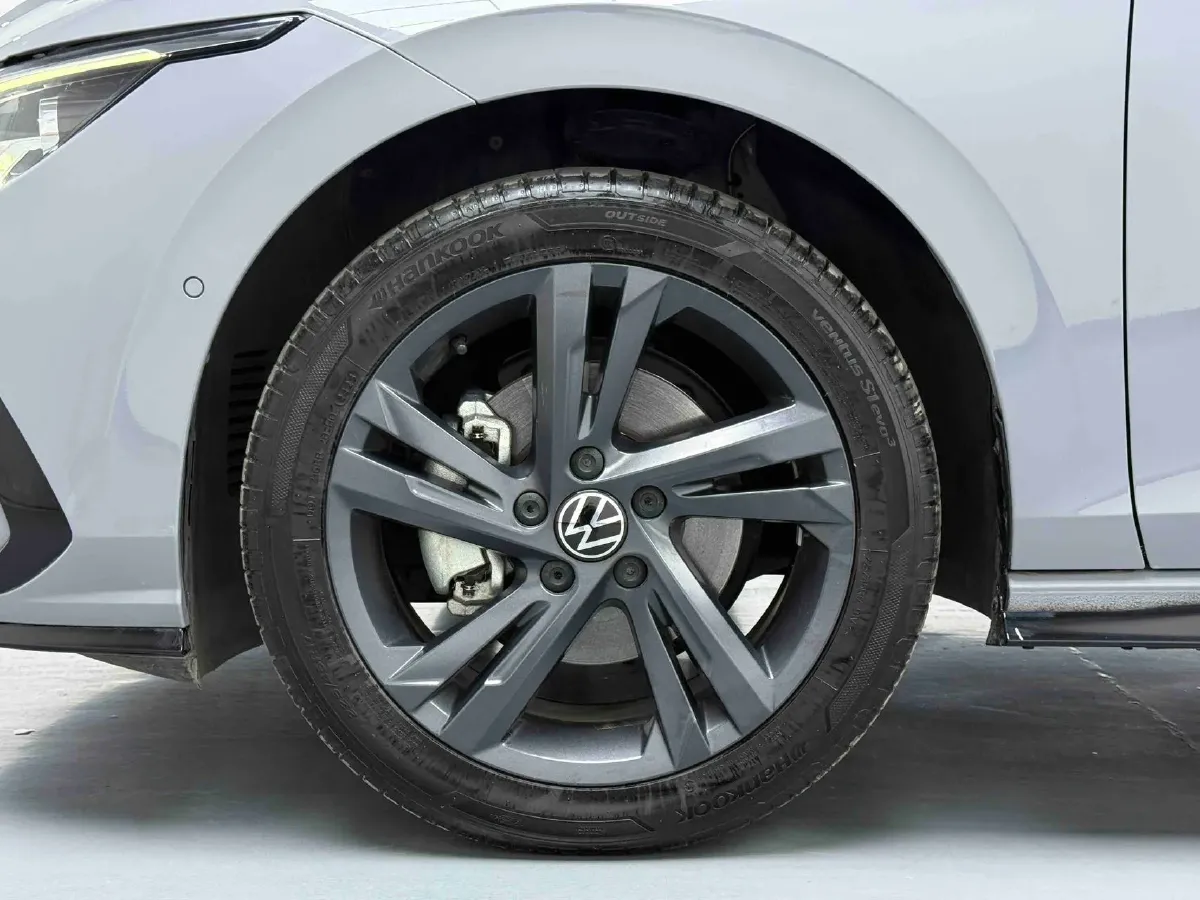 2023 Volkswagen Golf 1.4T 150HP L4 7DCT,autocango,china used car exporter,china ev exporter,chinese used car exporter,chinese used ev exporter