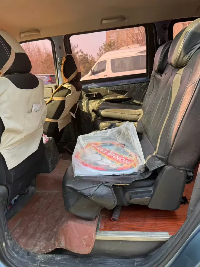 2019 WuLing HongGuang Plus 1.5T 147HP L4 6MT,autocango,china used car exporter,china ev exporter,chinese used car exporter,chinese used ev exporter