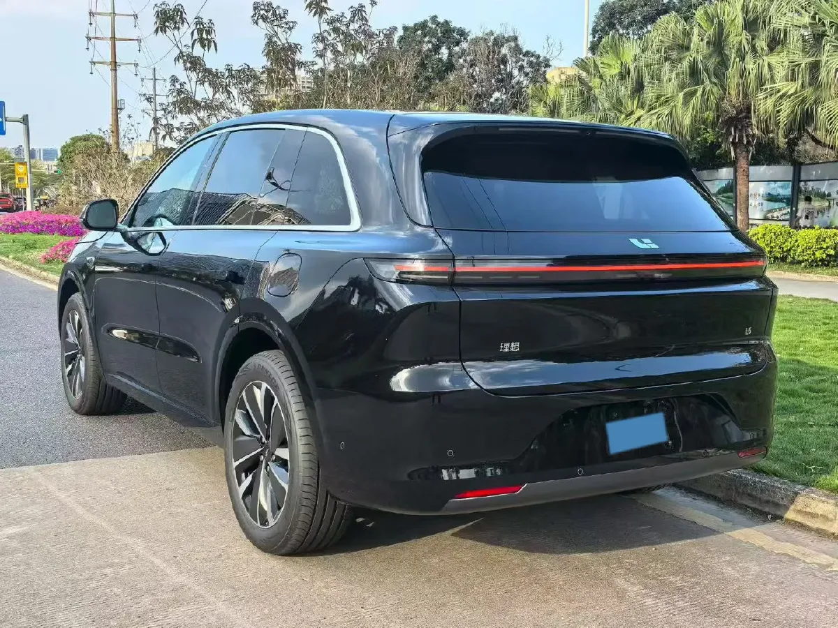 2025 Li L6 Range Extended 154HP L4 REEV,autocango,china used car exporter,china ev exporter,chinese used car exporter,chinese used ev exporter