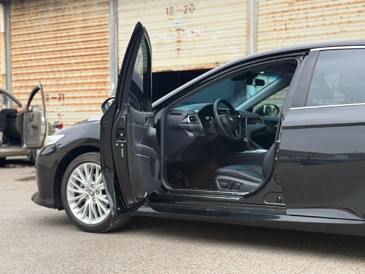 2019 Toyota Camry 2.5L 209HP L4 8AT,autocango,china used car exporter,china ev exporter,chinese used car exporter,chinese used ev exporter