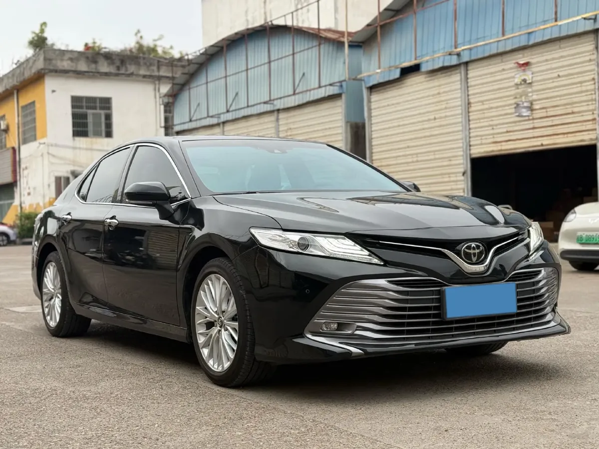 2019 Toyota Camry 2.5L 209HP L4 8AT,autocango,china used car exporter,china ev exporter,chinese used car exporter,chinese used ev exporter