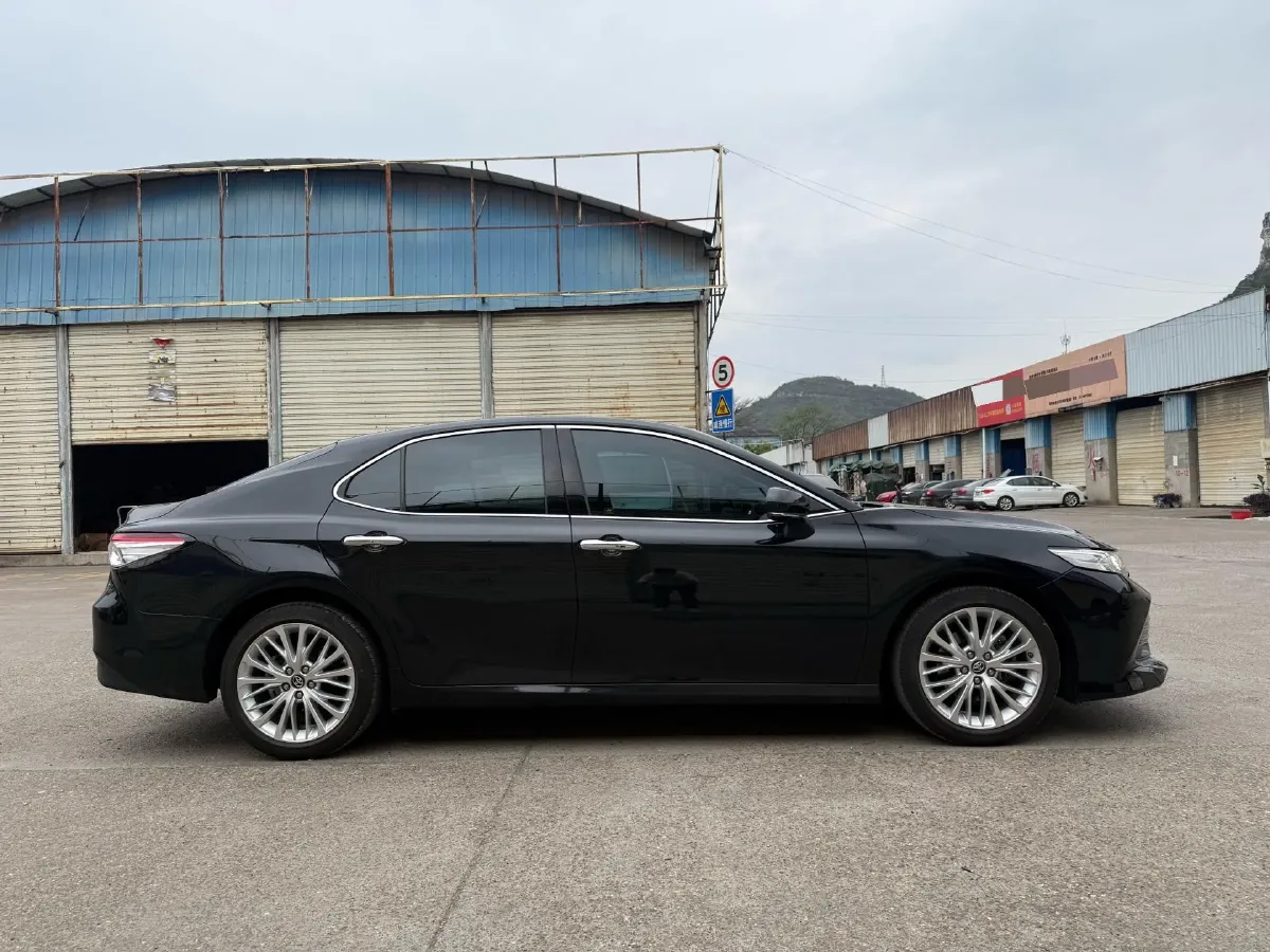 2019 Toyota Camry 2.5L 209HP L4 8AT,autocango,china used car exporter,china ev exporter,chinese used car exporter,chinese used ev exporter