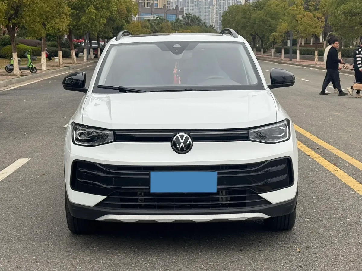 2025 Volkswagen Tharu 1.5T 160HP L4 7DCT,autocango,china used car exporter,china ev exporter,chinese used car exporter,chinese used ev exporter