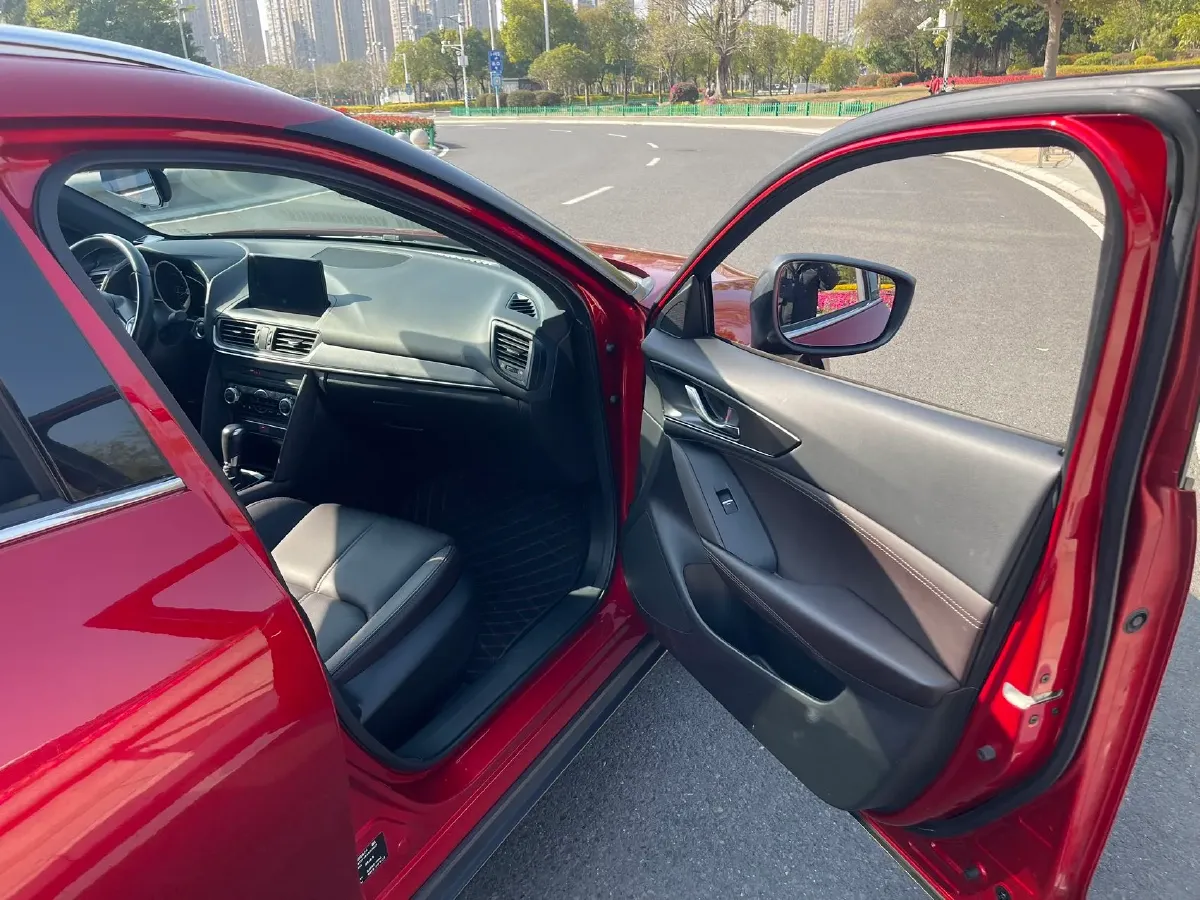 2020 Mazda CX-4 2.0L 158HP L4 6AT,autocango,china used car exporter,china ev exporter,chinese used car exporter,chinese used ev exporter