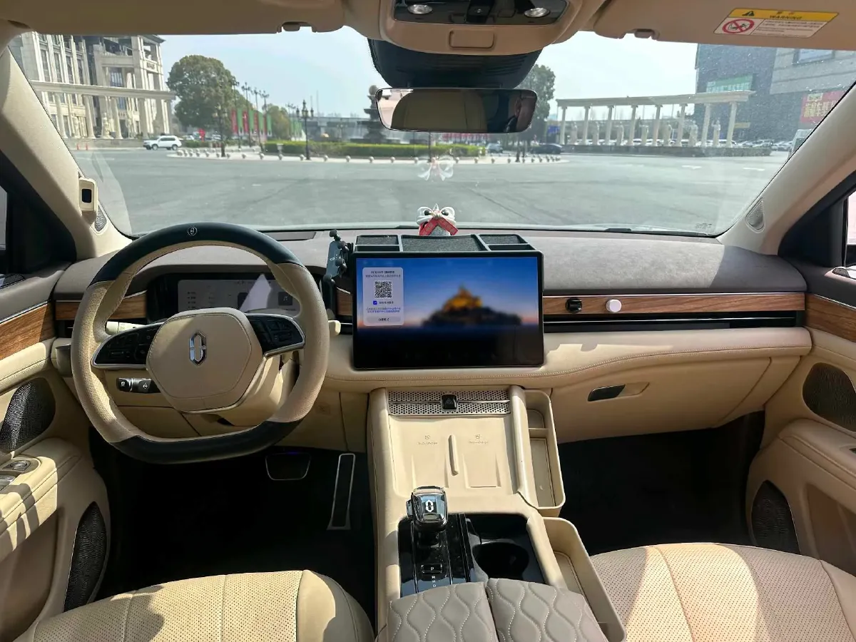 2024 AITO AITO M7 1.5T 152HP L4 REEV 40KWH,autocango,china used car exporter,china ev exporter,chinese used car exporter,chinese used ev exporter