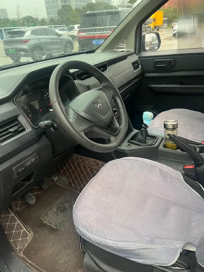 2019 WuLing HongGuang Plus 1.5T 147HP L4 6MT,autocango,china used car exporter,china ev exporter,chinese used car exporter,chinese used ev exporter