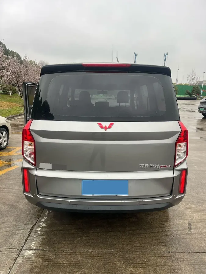 2019 WuLing HongGuang Plus 1.5T 147HP L4 6MT,autocango,china used car exporter,china ev exporter,chinese used car exporter,chinese used ev exporter