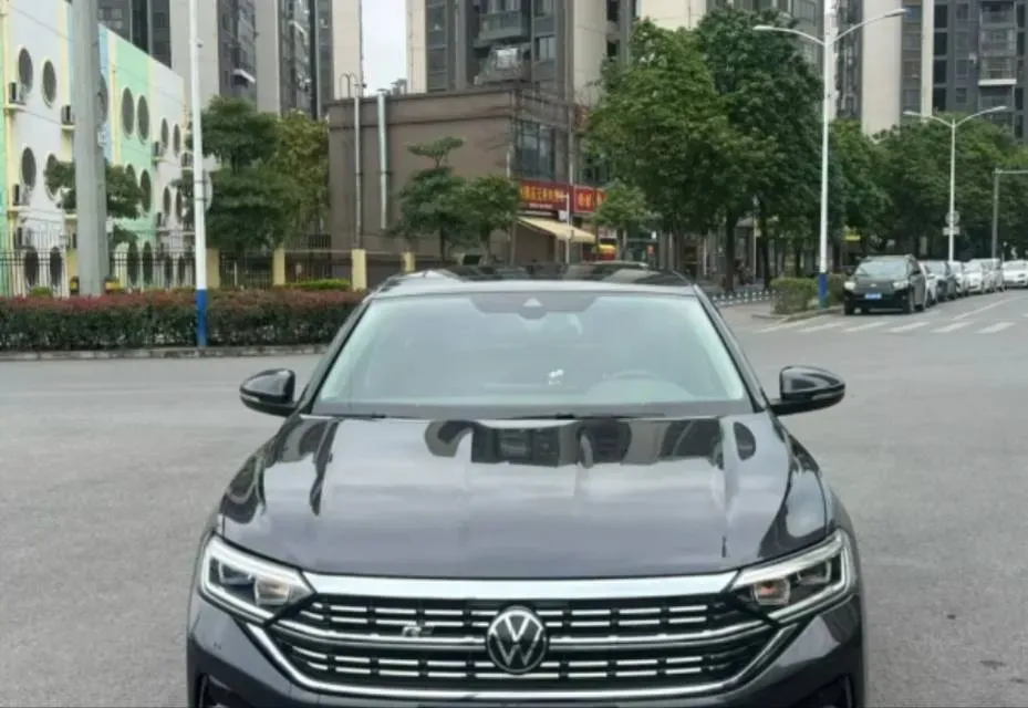 2023 Volkswagen Sagitar 1.4T 150HP L4 7DCT,autocango,china used car exporter,china ev exporter,chinese used car exporter,chinese used ev exporter