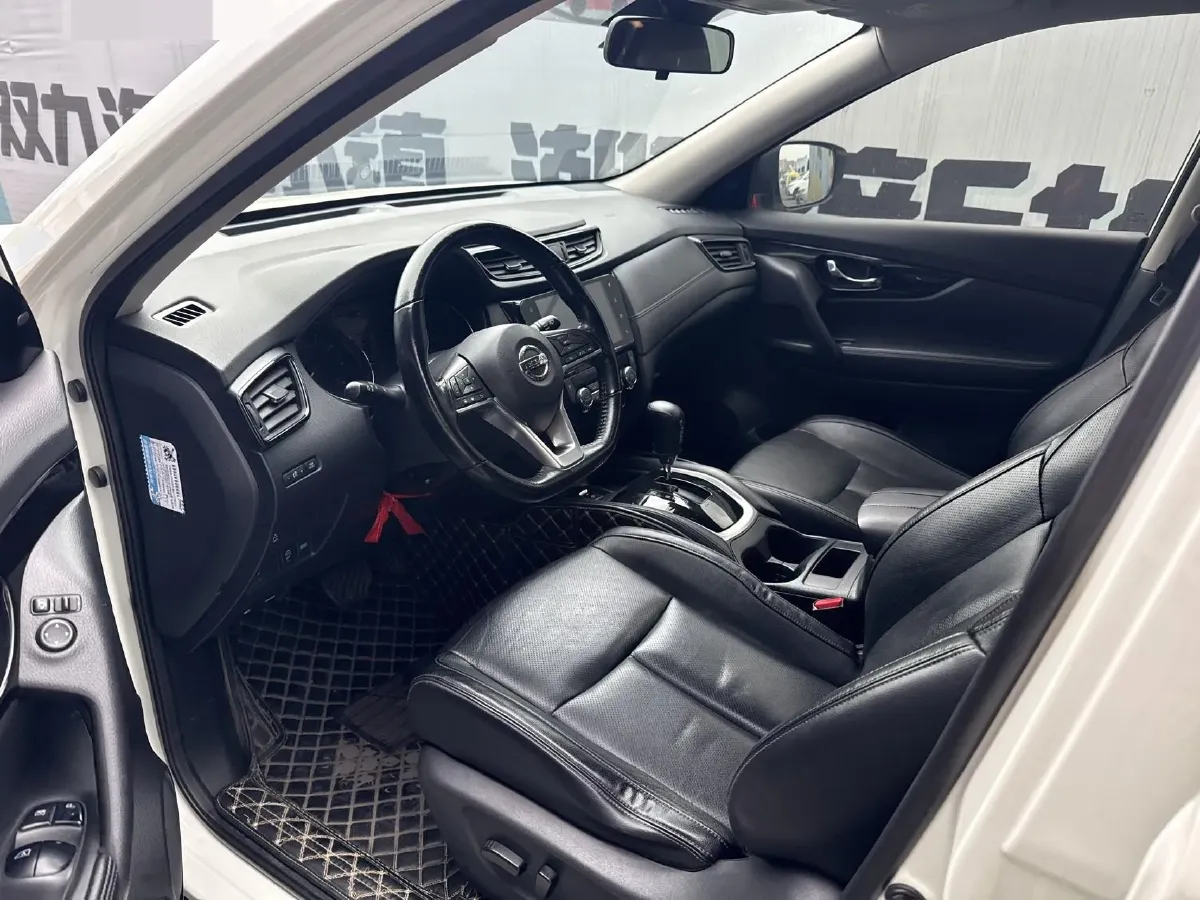 2019 Nissan X-Trail 2.0L 154HP L4 CVT,autocango,china used car exporter,china ev exporter,chinese used car exporter,chinese used ev exporter