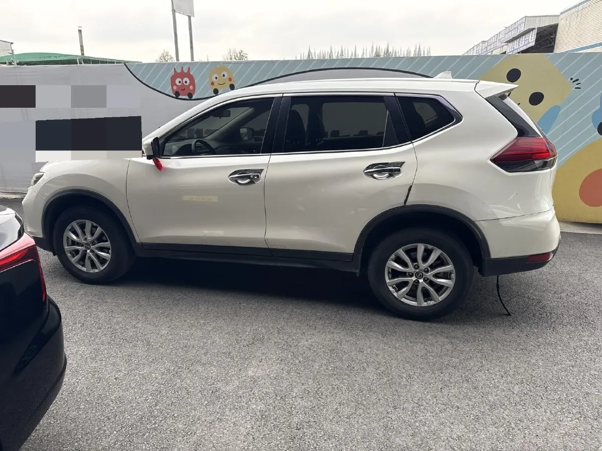 2019 Nissan X-Trail 2.0L 154HP L4 CVT,autocango,china used car exporter,china ev exporter,chinese used car exporter,chinese used ev exporter