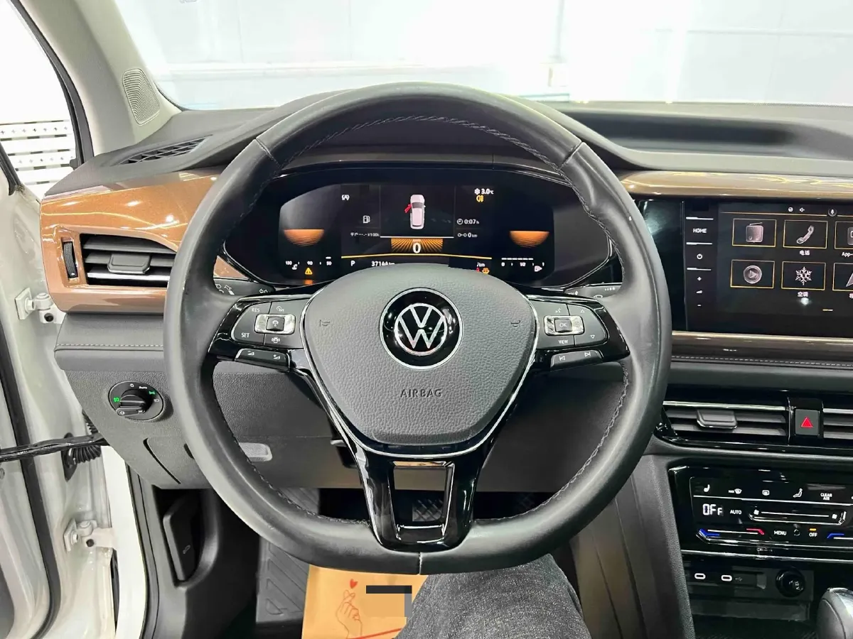 2022 Volkswagen Tharu 1.4T 150HP L4 7DCT,autocango,china used car exporter,china ev exporter,chinese used car exporter,chinese used ev exporter