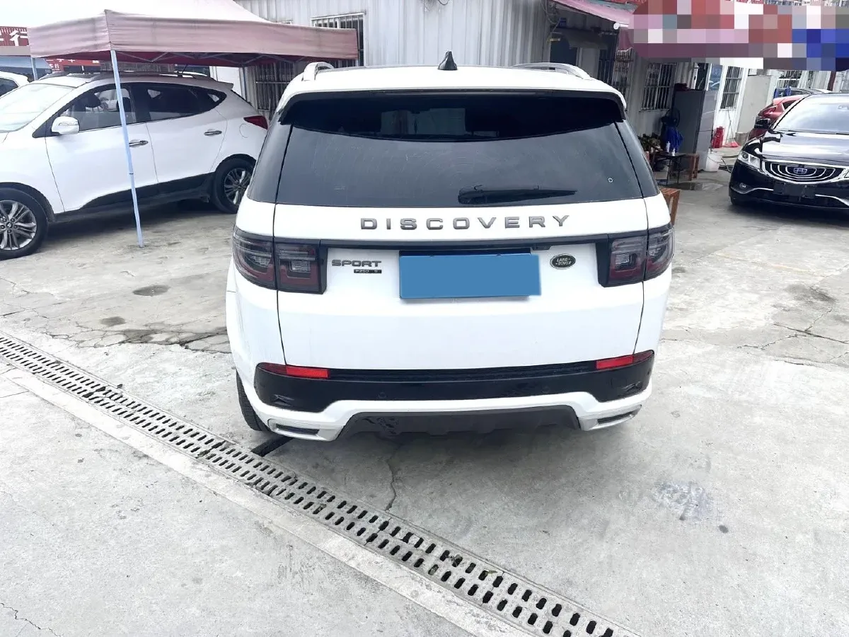 2020 Land Rover Discovery Sport 2.0T 249HP L4 9AT,autocango,china used car exporter,china ev exporter,chinese used car exporter,chinese used ev exporter