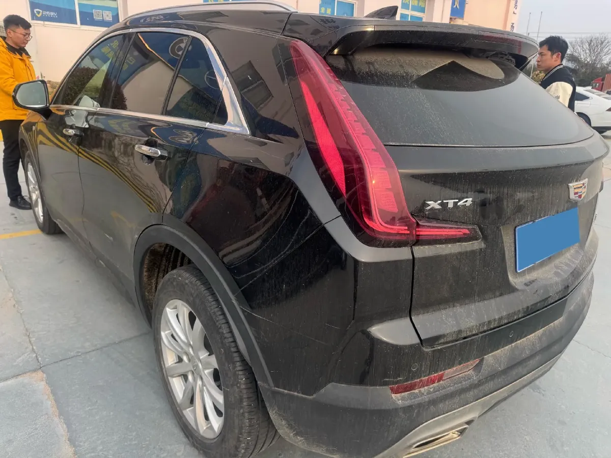 2020 Cadillac XT4 2.0T 241HP L4 9AT,autocango,china used car exporter,china ev exporter,chinese used car exporter,chinese used ev exporter