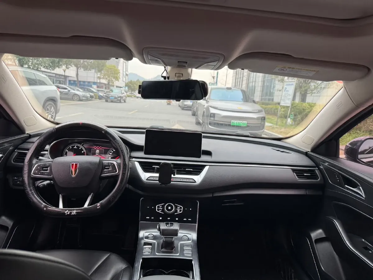 2020 HongQi H5 1.5T 169HP L4 7DCT,autocango,china used car exporter,china ev exporter,chinese used car exporter,chinese used ev exporter