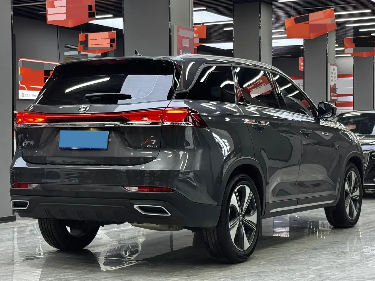 2024 ChangAn X7 PLUS 1.5T 188HP L4 7DCT,autocango,china used car exporter,china ev exporter,chinese used car exporter,chinese used ev exporter