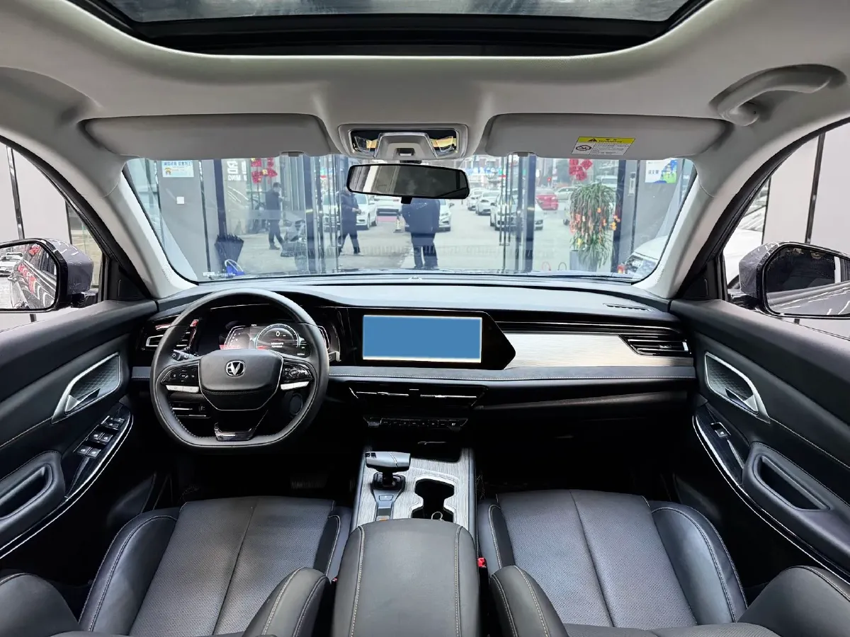 2024 ChangAn X7 PLUS 1.5T 188HP L4 7DCT,autocango,china used car exporter,china ev exporter,chinese used car exporter,chinese used ev exporter