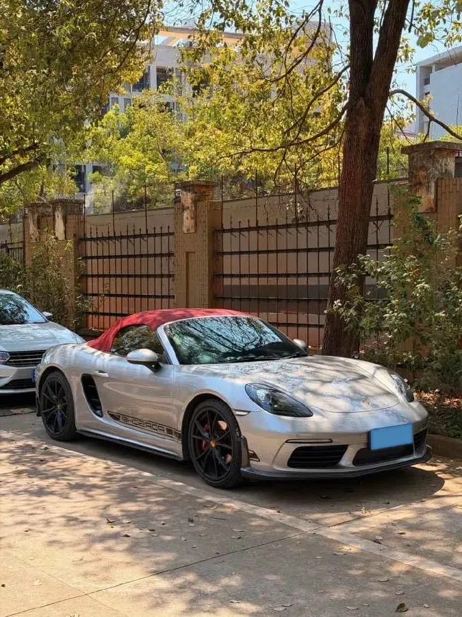 2018 Porsche 718 2.0T 250HP H4 7DCT,autocango,china used car exporter,china ev exporter,chinese used car exporter,chinese used ev exporter