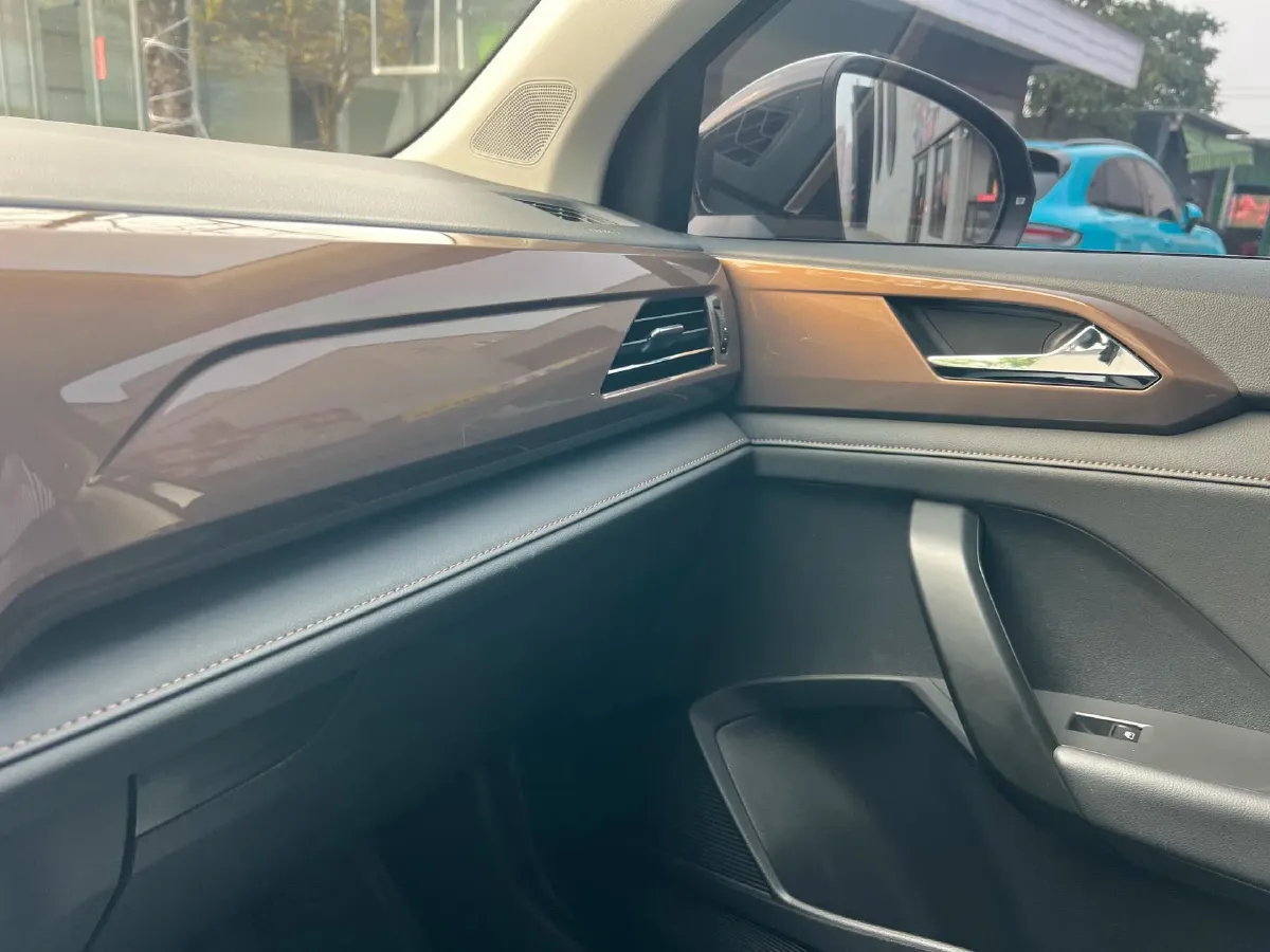 2021 Volkswagen Tharu 1.4T 150HP L4 7DCT,autocango,china used car exporter,china ev exporter,chinese used car exporter,chinese used ev exporter