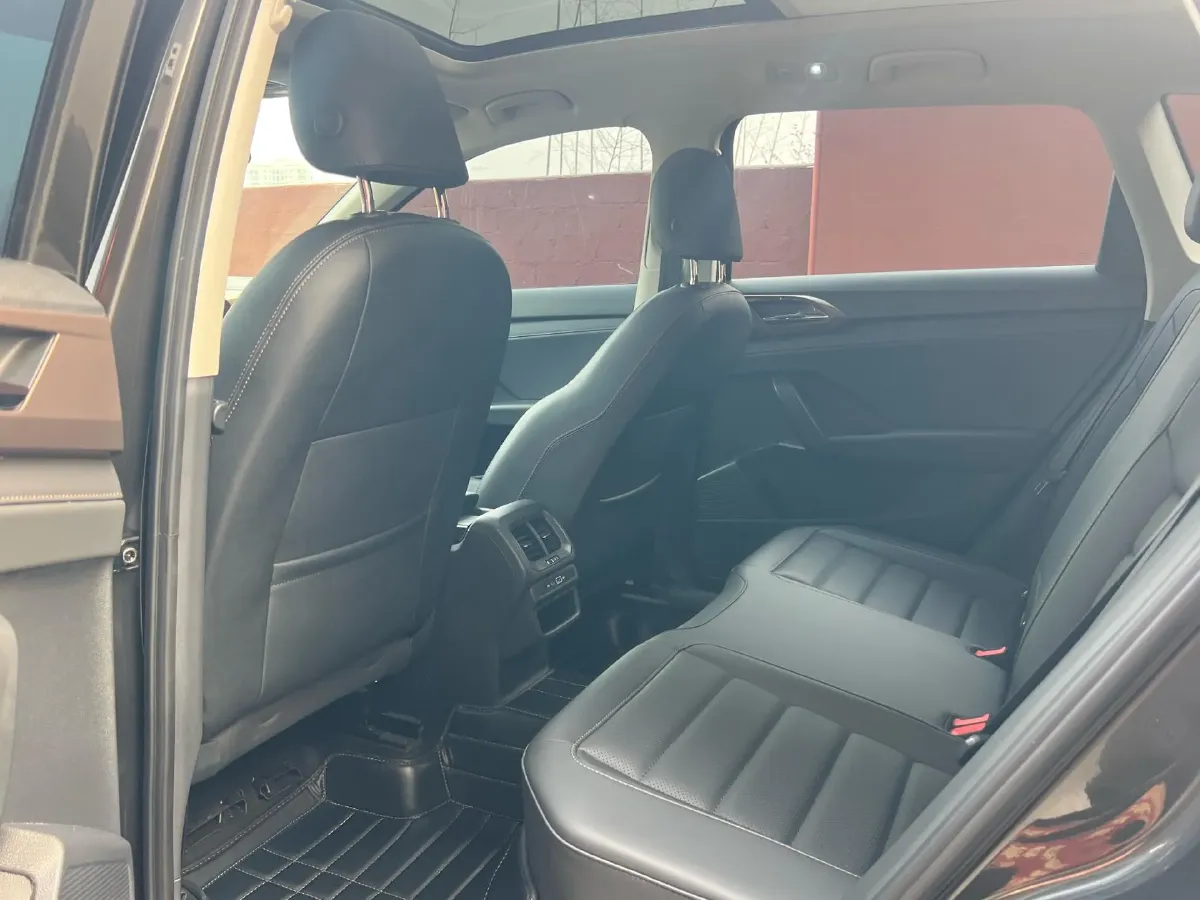 2021 Volkswagen Tharu 1.4T 150HP L4 7DCT,autocango,china used car exporter,china ev exporter,chinese used car exporter,chinese used ev exporter