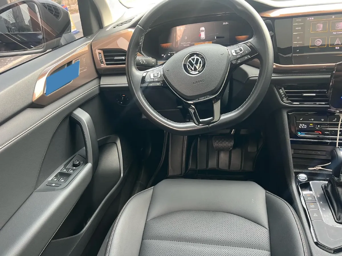 2021 Volkswagen Tharu 1.4T 150HP L4 7DCT,autocango,china used car exporter,china ev exporter,chinese used car exporter,chinese used ev exporter